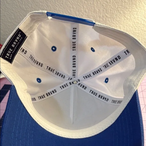 True Brvnd Dallas White and Blue Cap - Picture 2 of 3
